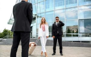 Voyages d’affaires : Assurez votre sérénité avec un Garde du corps bodyguard à Casablanca expert en escorte